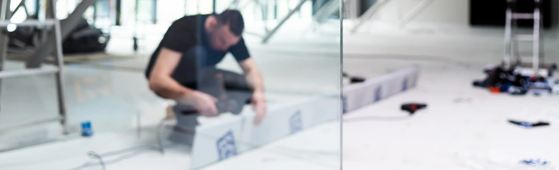 Emergency Commercial Glass Repair in Tampa, FL
